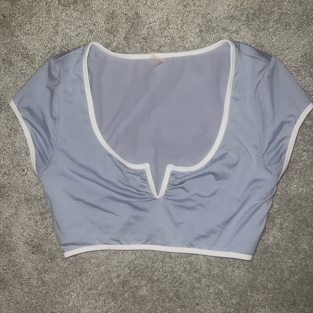free people cropped shirt. size medium